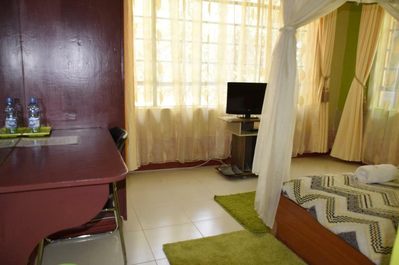 Yaris Guest House Eldoret Bagian luar foto